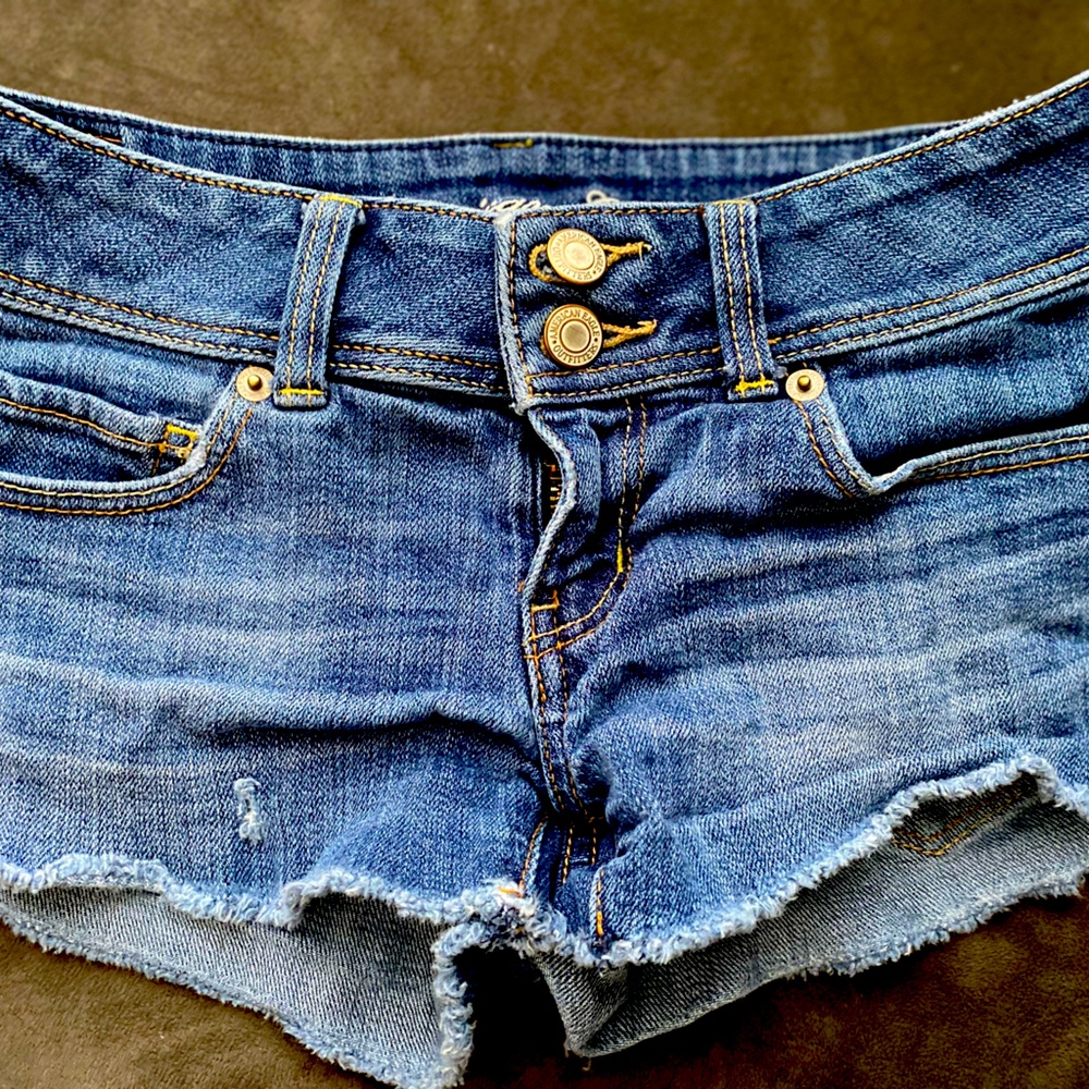 Junior American Eagle Shorts